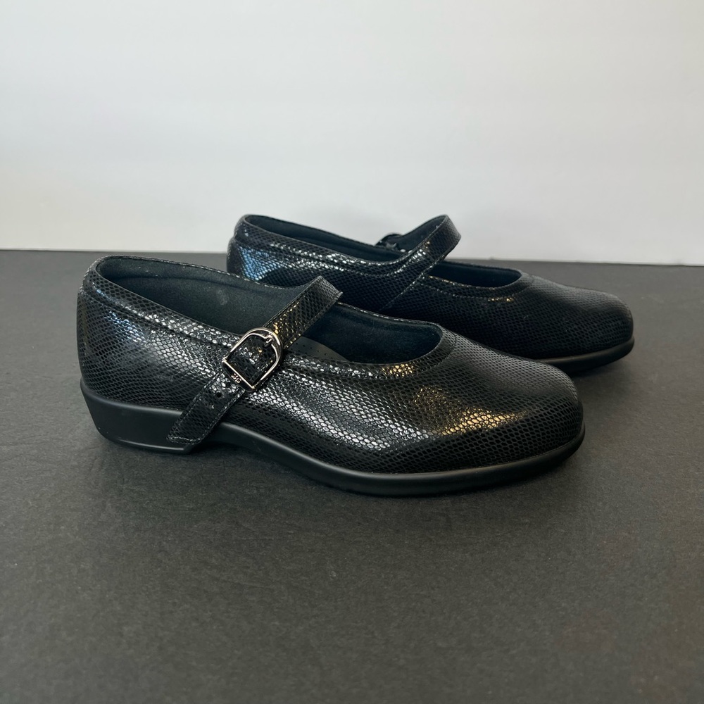 SAS Maria Black Mary Jane’s, 6.5W